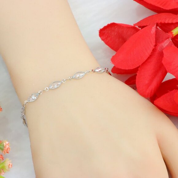 "New Beautiful Design Bracelet for Women/Girls, Gift, B795 - Picture 3 of 10